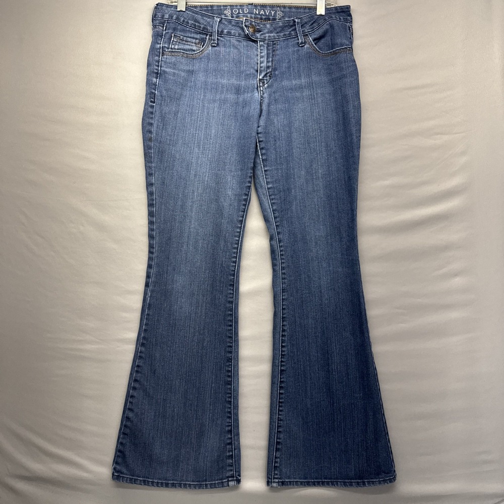 Old Navy Low Rise Flare Jeans Y2K Women Sz 6 Blue Stretch Denim